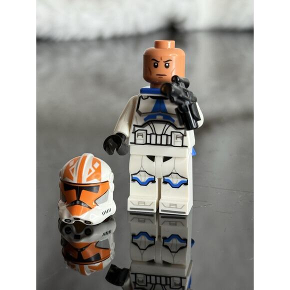 LEGO Star Wars Clone Wars 332nd Clone Trooper Minifigure (75283) SW1097 - Picture 1 of 9